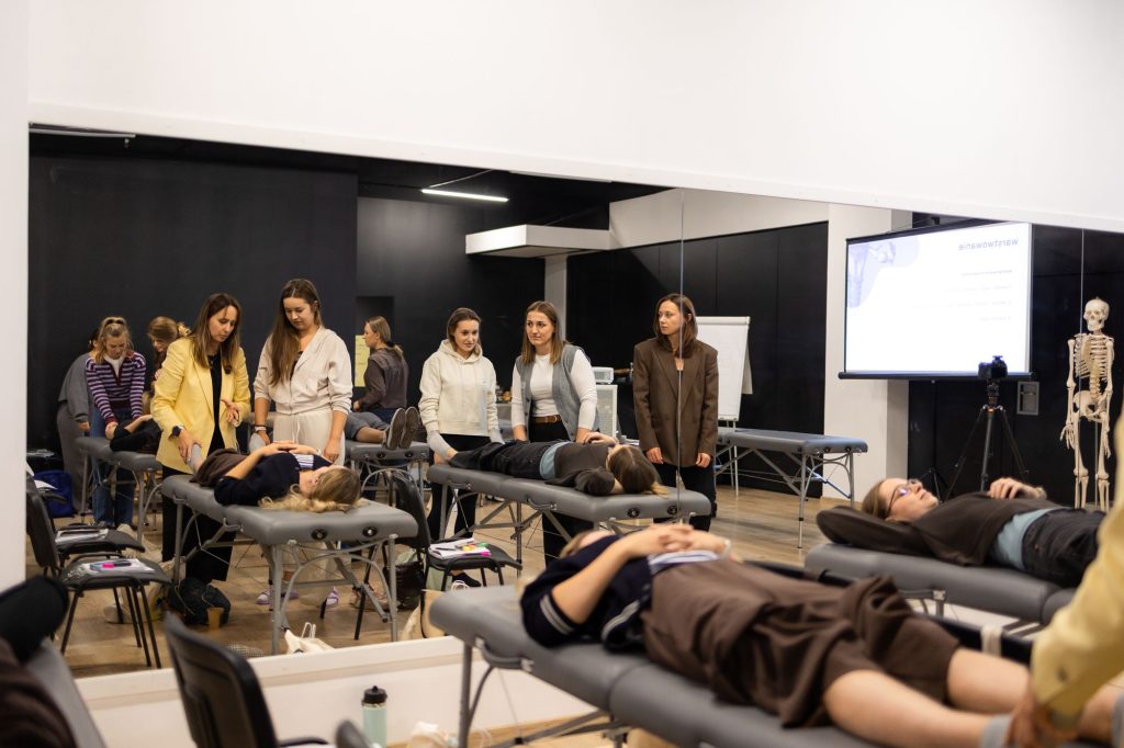 Fizjoterapeutka i osteopatka Anna Dalszewska – fizjoterapeutka i osteopatka, prowadząca kurs Endo w praktyce