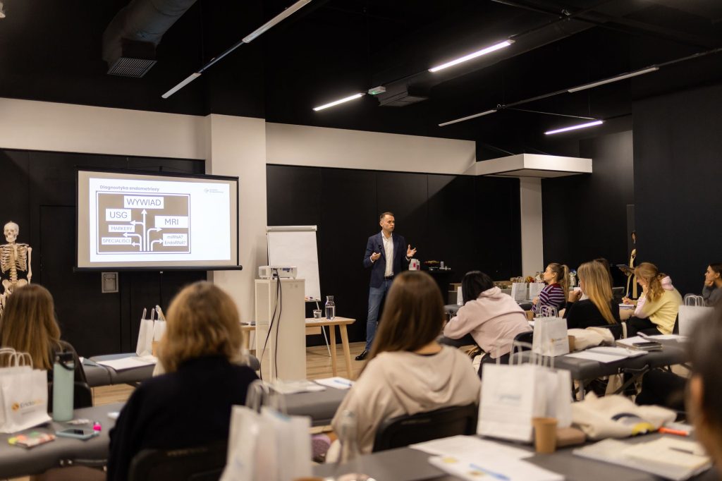 dr Piotr Rubisz – lekarz, wykładowca części medycznej kursu Endo w praktyce